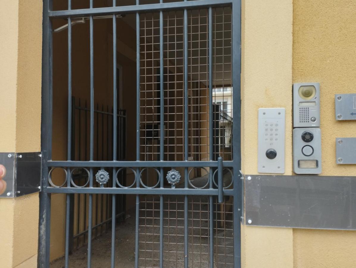 Studio Cosy En Centre Ville Arpajon Zewnętrze zdjęcie